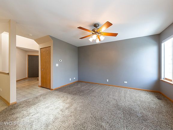3rd image of 3194 Shenandoah Ln #3194
