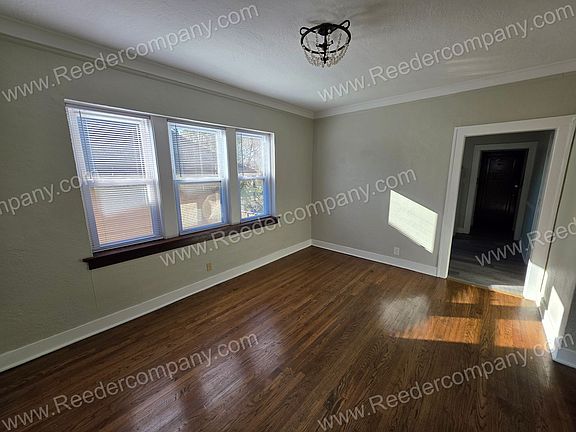 4th image of 4230 Ivy St #4