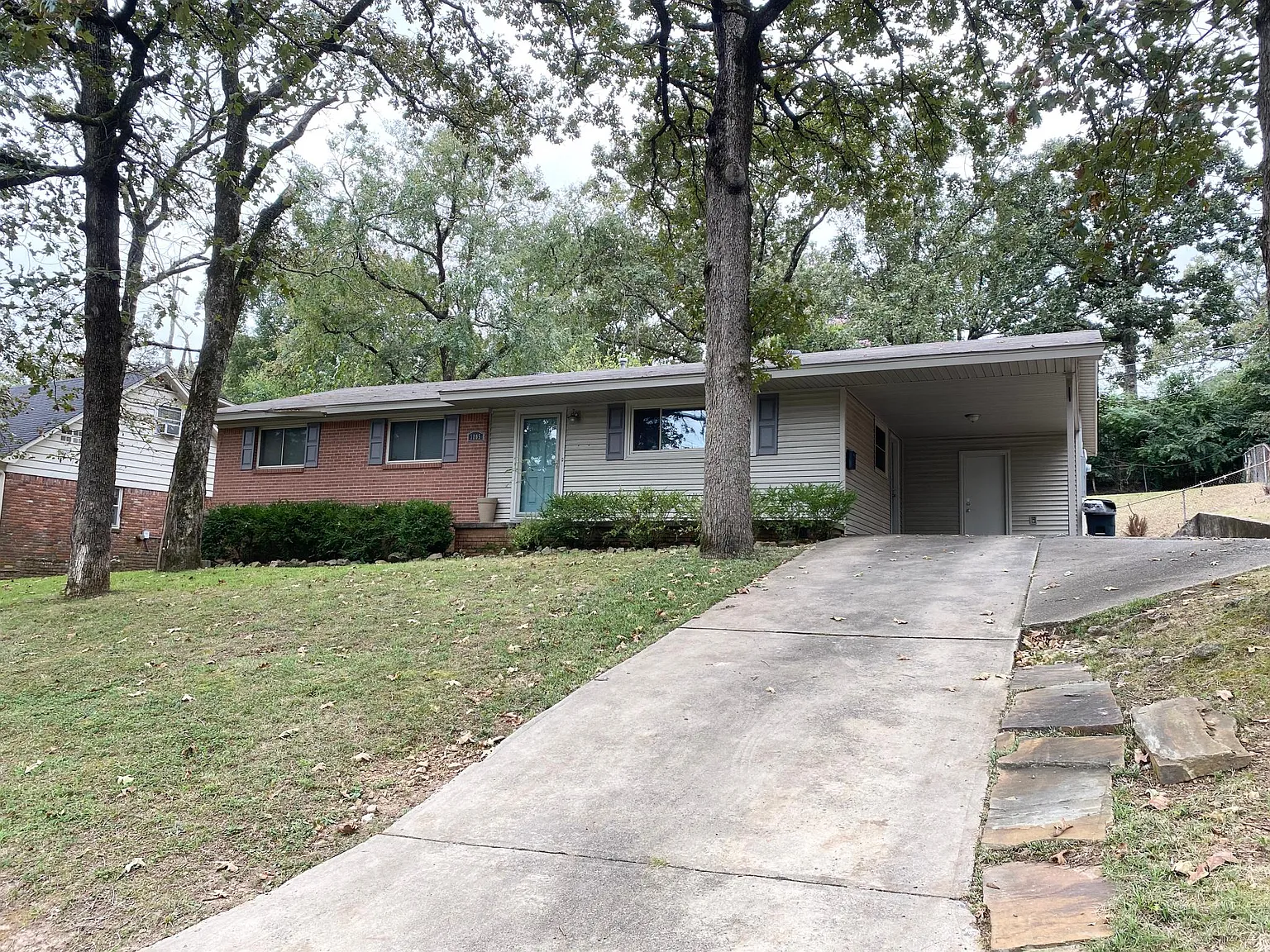 3805 Loch Ln — Photo 1