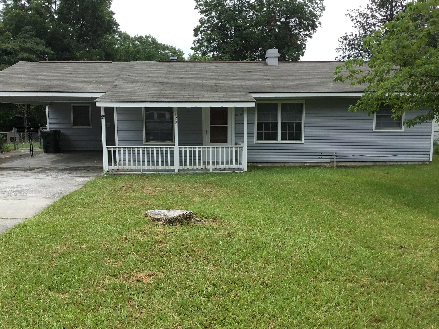 120 Frances St photo 1