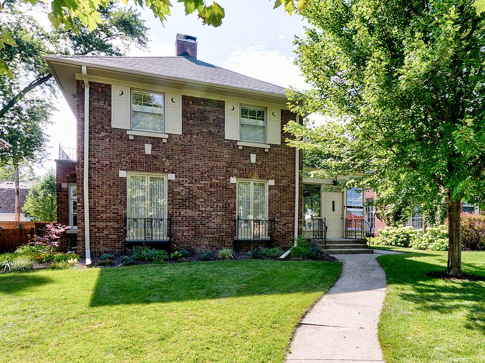 1st image of 925 Columbian Ave
