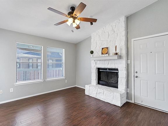 3rd image of 1711 Rawhide Loop