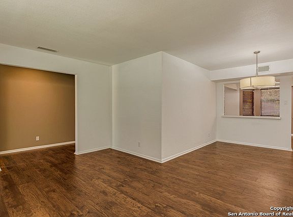 4th image of 11647 Lida Rose Dr