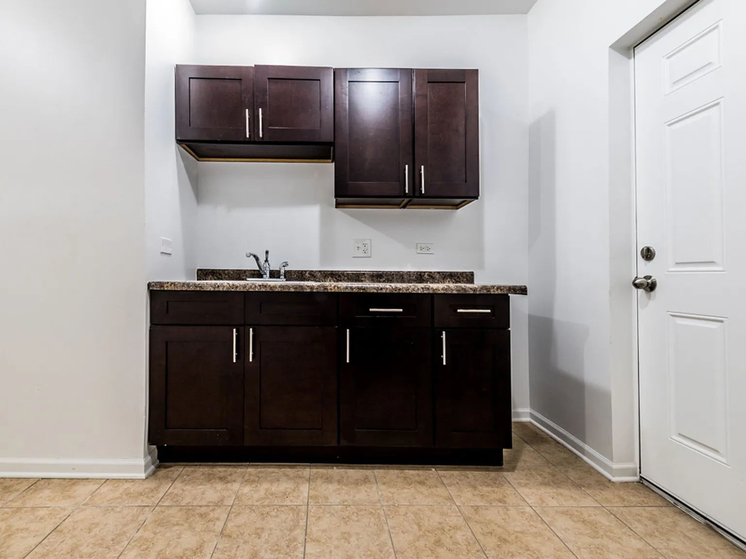 5125 W Madison — Photo 3