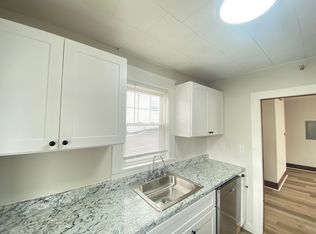 125 N Main St #5, Rochester, NH 03867