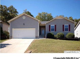 196 Hollington Dr NE, Huntsville, AL 35811