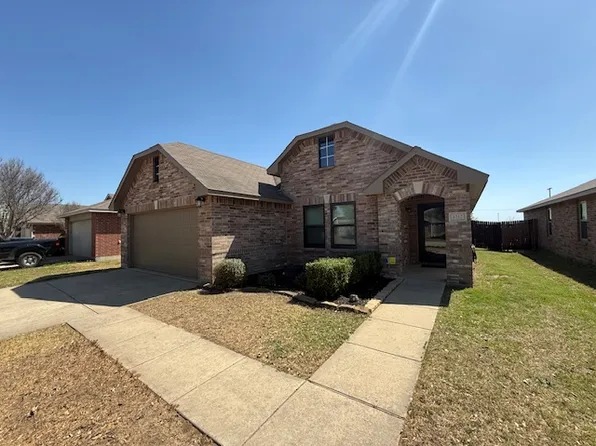 1212 Amazon Dr, Justin, TX 76247