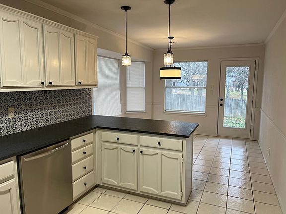 Entertaining Kitchen