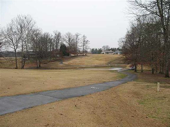 4th image of 319 Deer Creek Trl