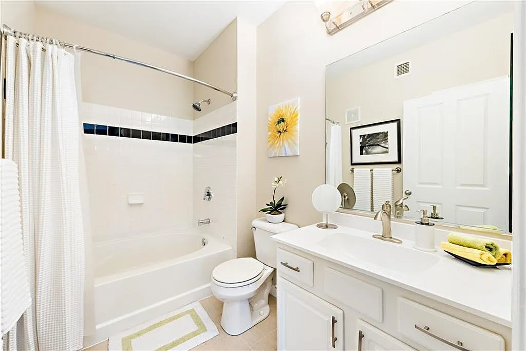 1000 Providence Place, Unit 372 — Photo 4