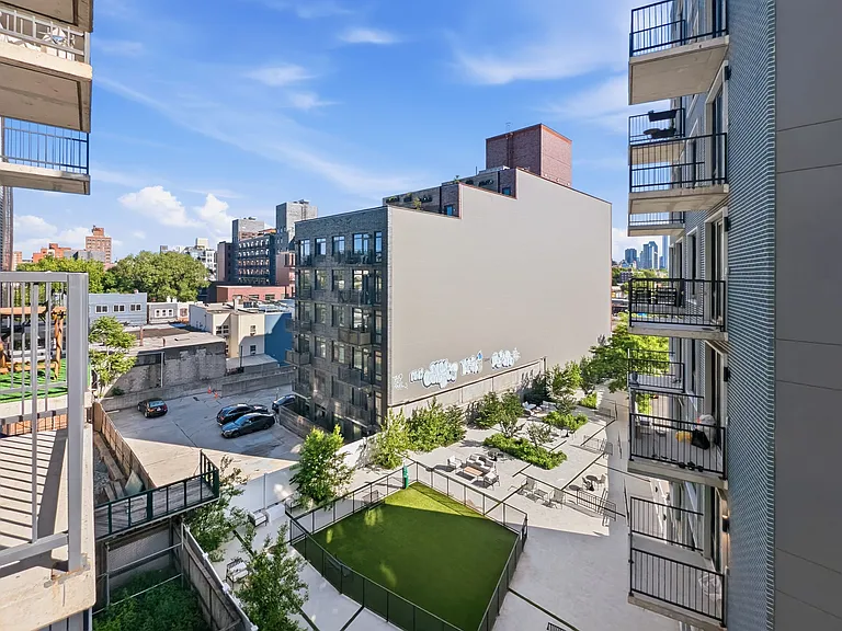 11-24 31st Dr #5D — Photo 11