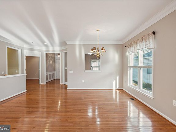 4th image of 18 Shadwell Ct