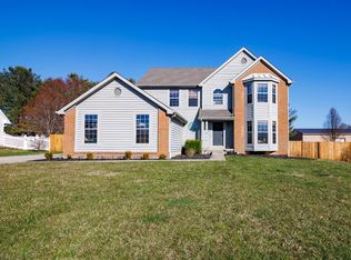 27 Bluegrass Dr, Pataskala, OH 43062