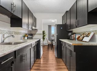 Birchcrest Estates, Calgary, AB T2E 3B3