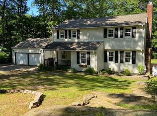 102 Dickinson Rd, Marlborough, CT 06447