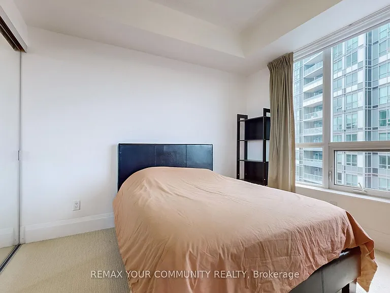 100 Harrison Garden Blvd S #1422 — Photo 26