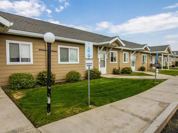 870 N 15th Ave, Elgin, OR 97827