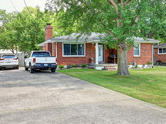 3rd image of 8127 Blake Ln