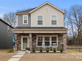 336 Cranford Dr, Pineville, NC 28134