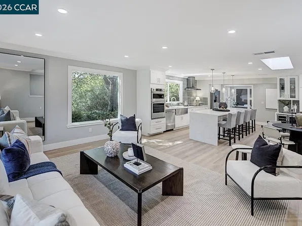 2625 Golden Rain Rd APT 1, Walnut Creek, CA 94595