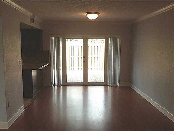 4th image of 12213 SW 52nd Pl