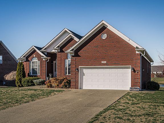 3rd image of 293 Crimson Creek Dr