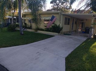 6339 S Ficus Ln, Lake Worth, FL 33462