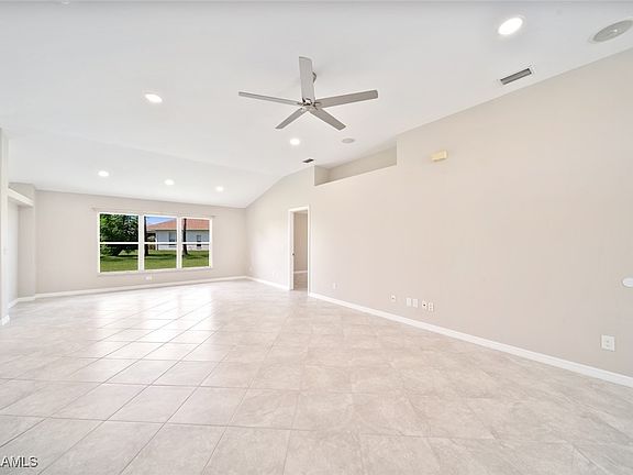 4th image of 4601 Varsity Cir