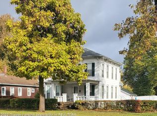 519 S Main St, Eaton Rapids, MI