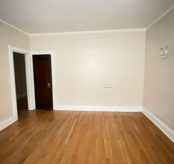 Hudson Crest - Cliffside Park — Photo 24