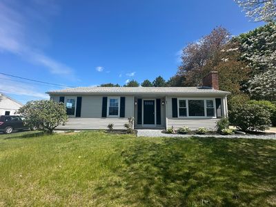 84 New Hampshire Ave, Somerset, MA, 02726