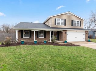 2 Ottawa Ct, Naperville, IL 60563