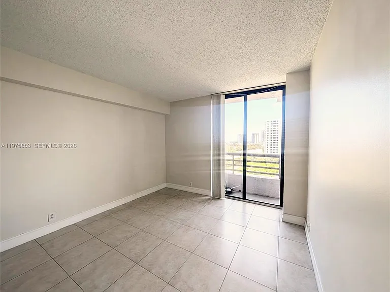 3300 NE 191st St #1208 — Photo 8