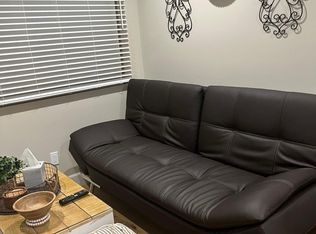 10141 Farralone Ave, Chatsworth, CA 91311