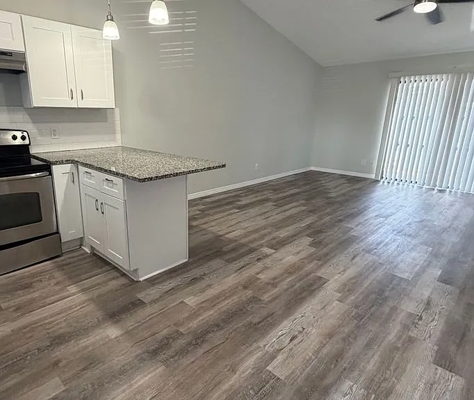 501 Saint Michaels Way — Photo 19