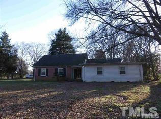 2208 Hawkins St, Raleigh, NC 27610