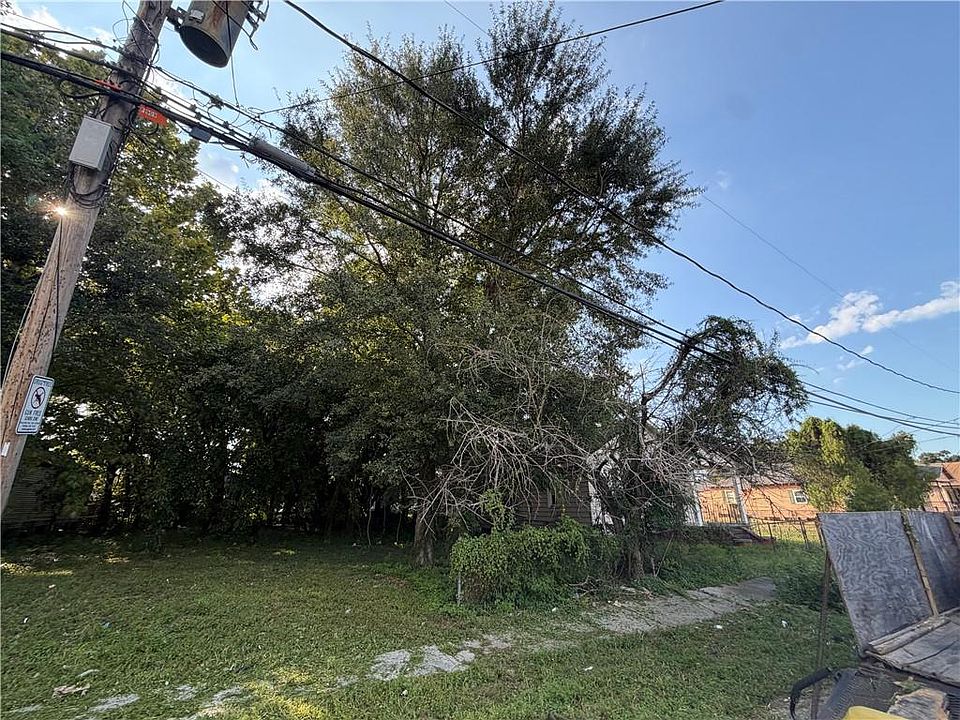 2nd image of 909 Wagner St