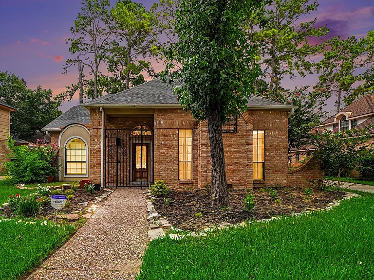 14707 Treborway Dr — Photo 1