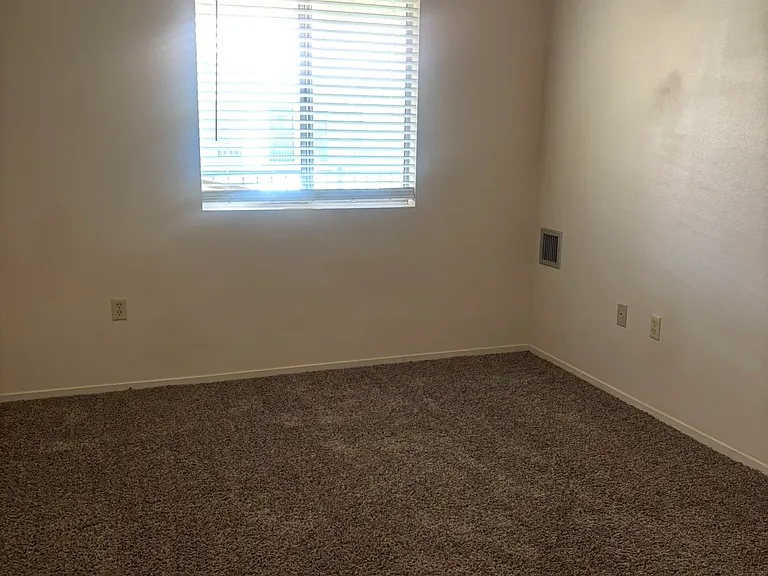 100 Pulsipher Ln #1207 — Photo 13