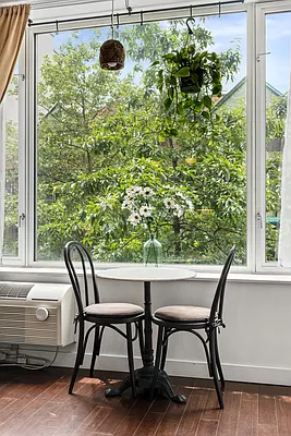 Rented by Compass | media 12