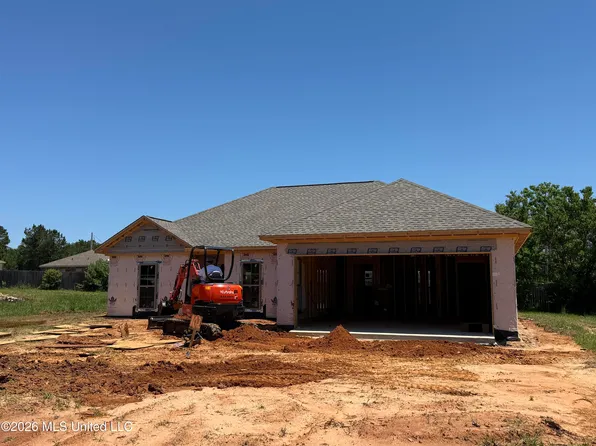 102 Chessie Ln, Carthage, MS 39051