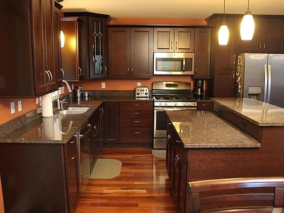 4th image of 2605 Chalet Ln