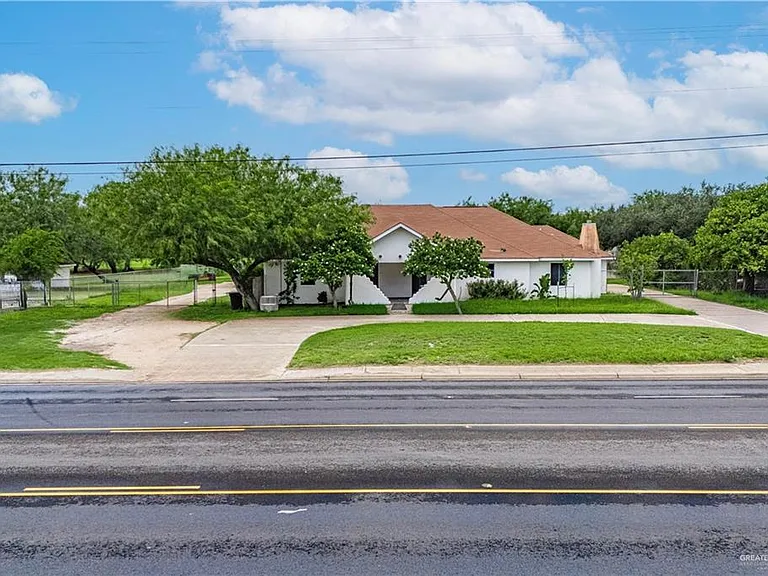 200 S Bentsen Rd — Photo 27