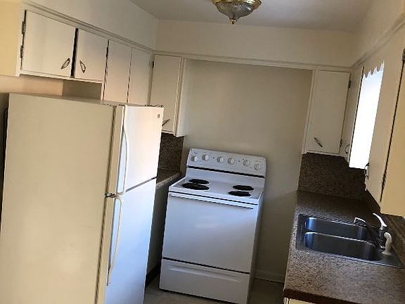 3rd image of 3293 7th St APT 2