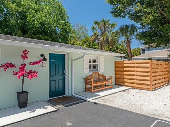 1807 Ivanhoe St #1807, Sarasota, FL 34231