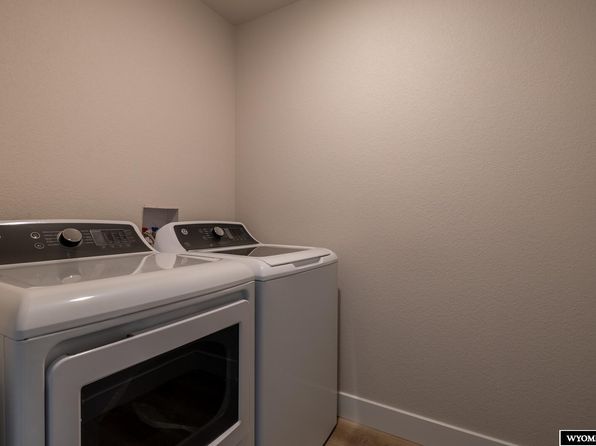 casper-wyoming-402468646 picture