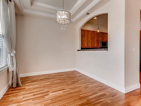 5th image of 40 N Madison St Suite 308