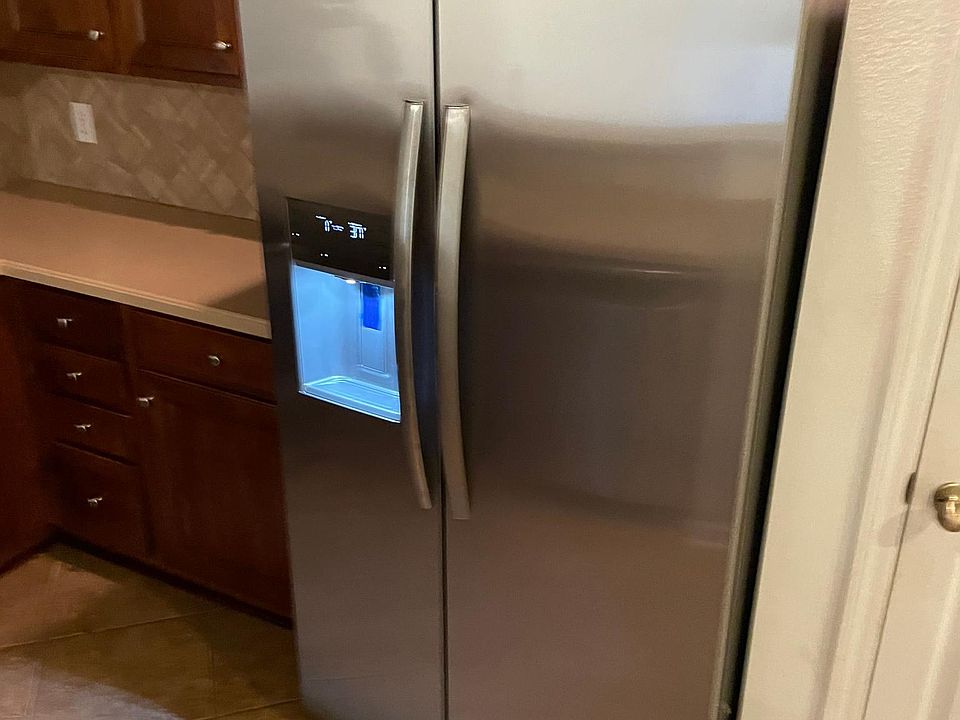 New stainless steel fridge 
Hand print resistant
Makes water, and ice (crushed and cubed)