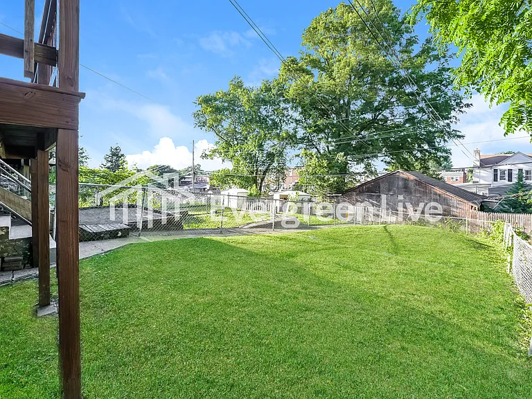 200 W Riverview Rd — Photo 15
