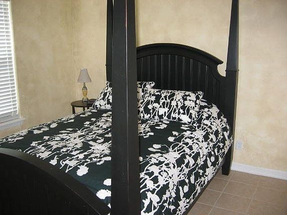 5th image of 104 E Polaris Dr #8